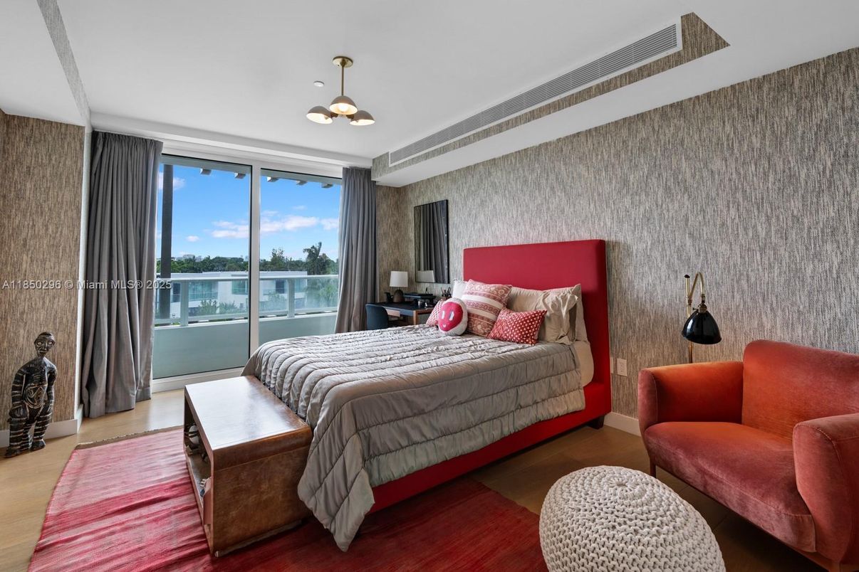 Bedroom, Interior, Pendant Lights, Water, Wood Texture Flooring