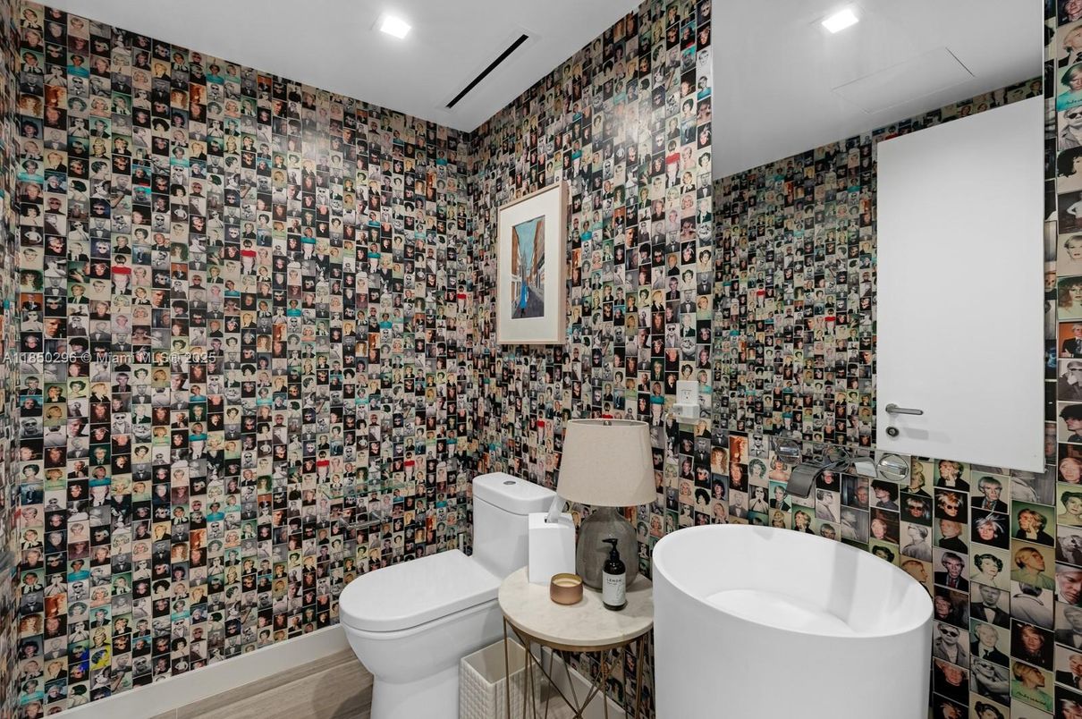 Bathroom, Free Standing Baths, Interior, Recessed Lighting