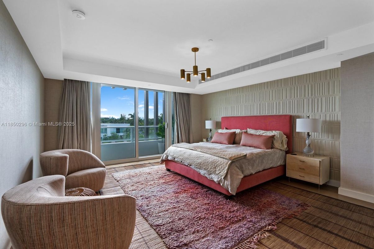 Bedroom, Interior, Pendant Lights, Water
