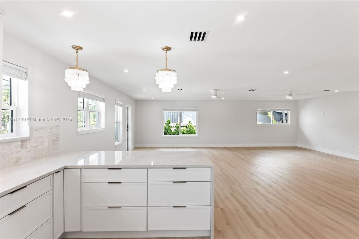 Chandelier, Empty room, Interior, Recessed Lighting, Wood Texture Flooring