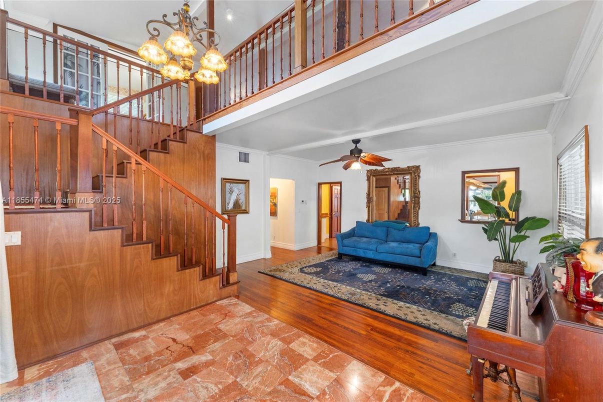 Chandelier, Interior, Wood Texture Flooring