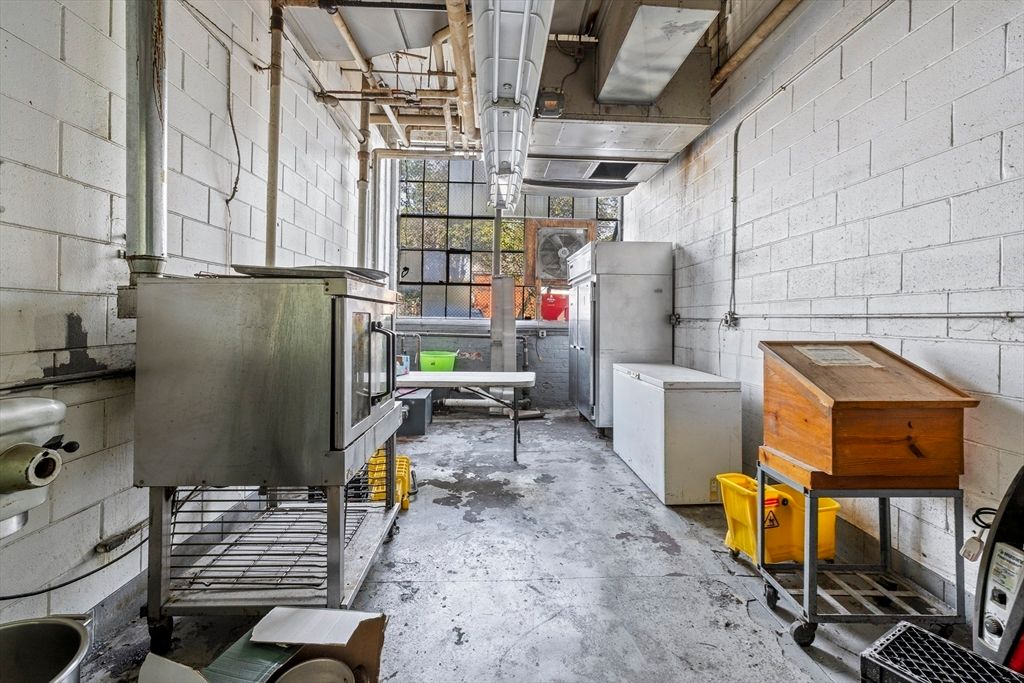 Interior, Stone Walls, Washer