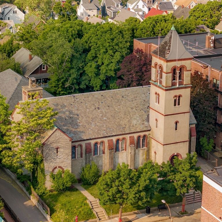 Exterior, Drone