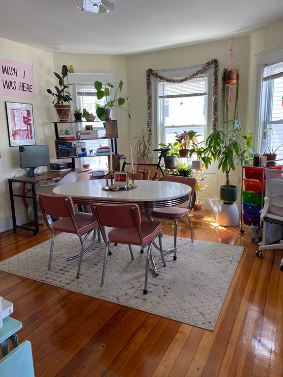 Dining room, Interior, Wood Texture Flooring