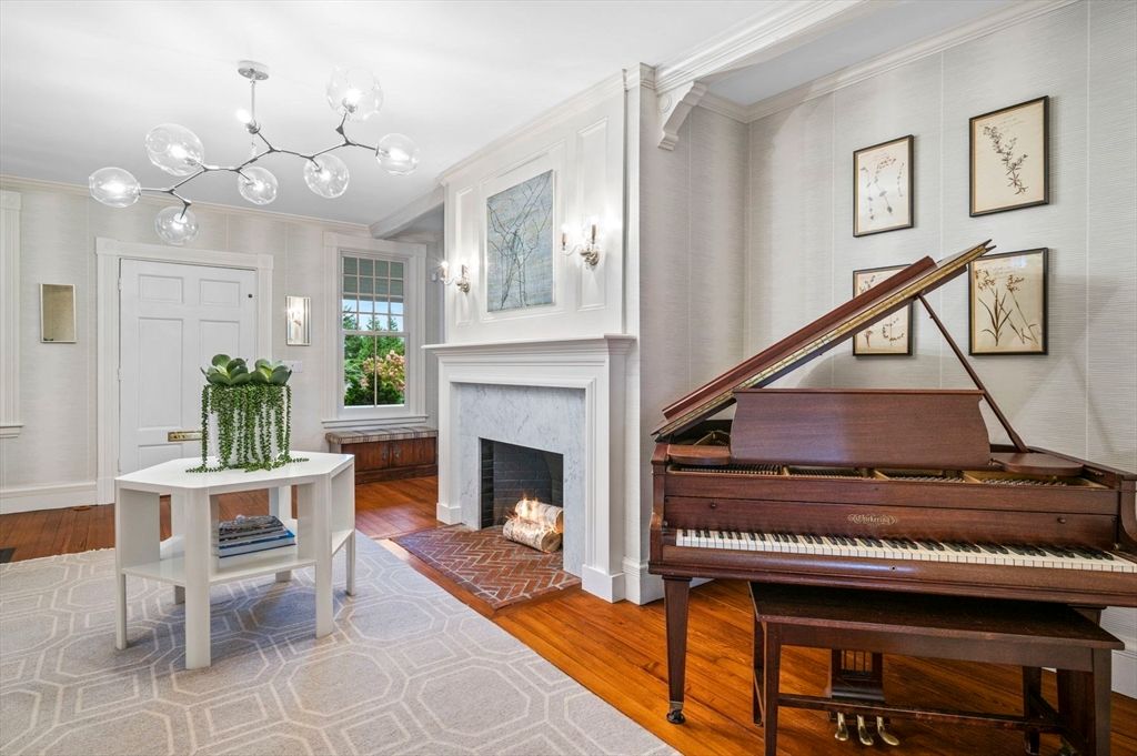Fireplace, Interior, Pendant Lights, Piano, Wood Texture Flooring