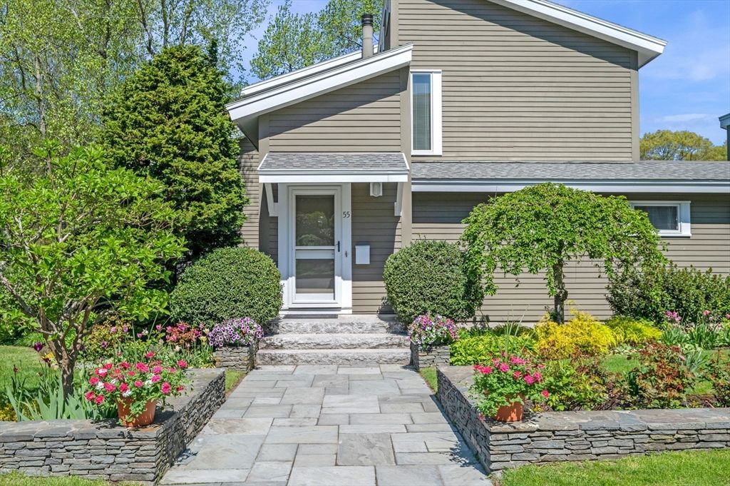 Exterior, Facade, American Craftsman