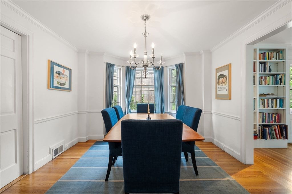 Chandelier, Dining room, Interior, Pendant Lights, Wood Texture Flooring