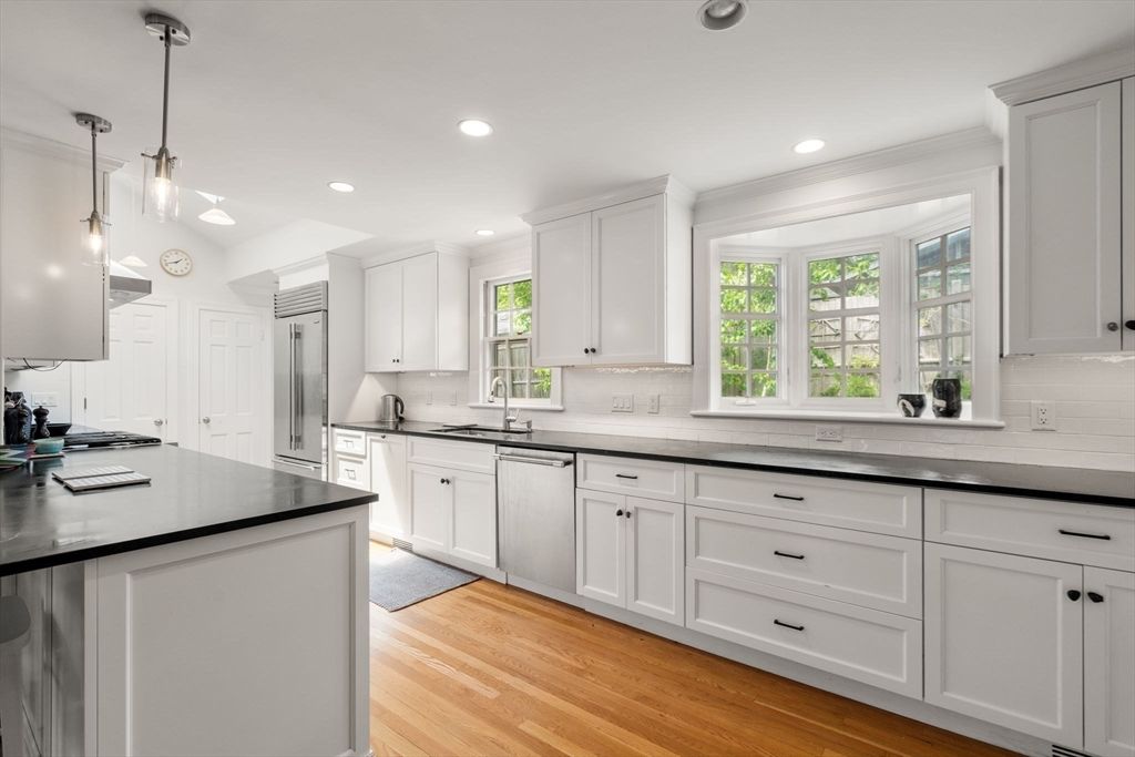 Interior, Kitchen, Pendant Lights, Recessed Lighting, Wood Texture Flooring