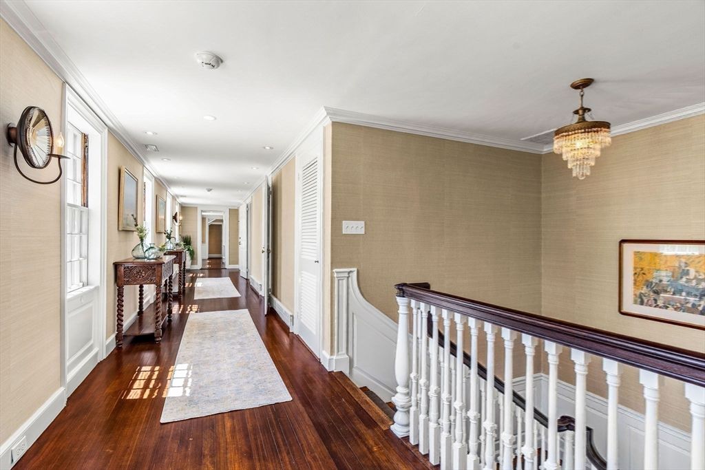 Chandelier, Interior, Recessed Lighting, Wood Texture Flooring
