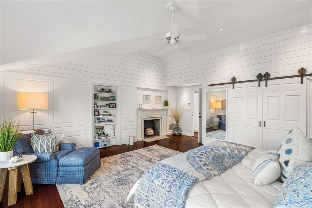 Bedroom, Fireplace, Interior, Recessed Lighting, Wood Texture Flooring