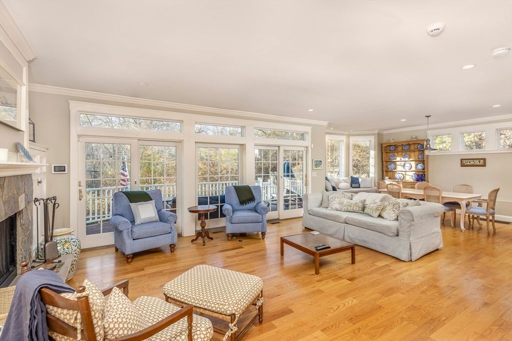 Dining room, Fireplace, Interior, Living room, Pendant Lights, Recessed Lighting, Wood Texture Flooring
