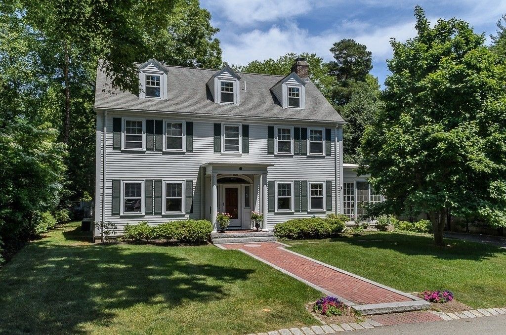 Exterior, Facade, Georgian