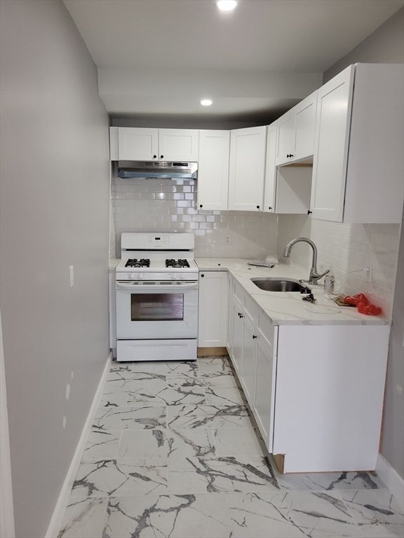Interior, Kitchen, Marble, Recessed Lighting