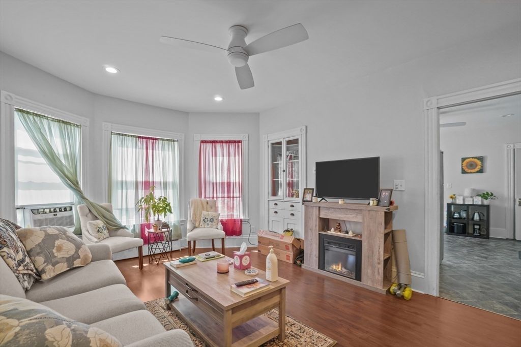Fireplace, Interior, Living room, Recessed Lighting, Wood Texture Flooring