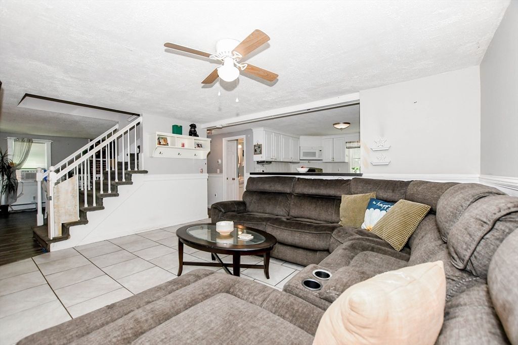 Interior, Kitchen, Living room