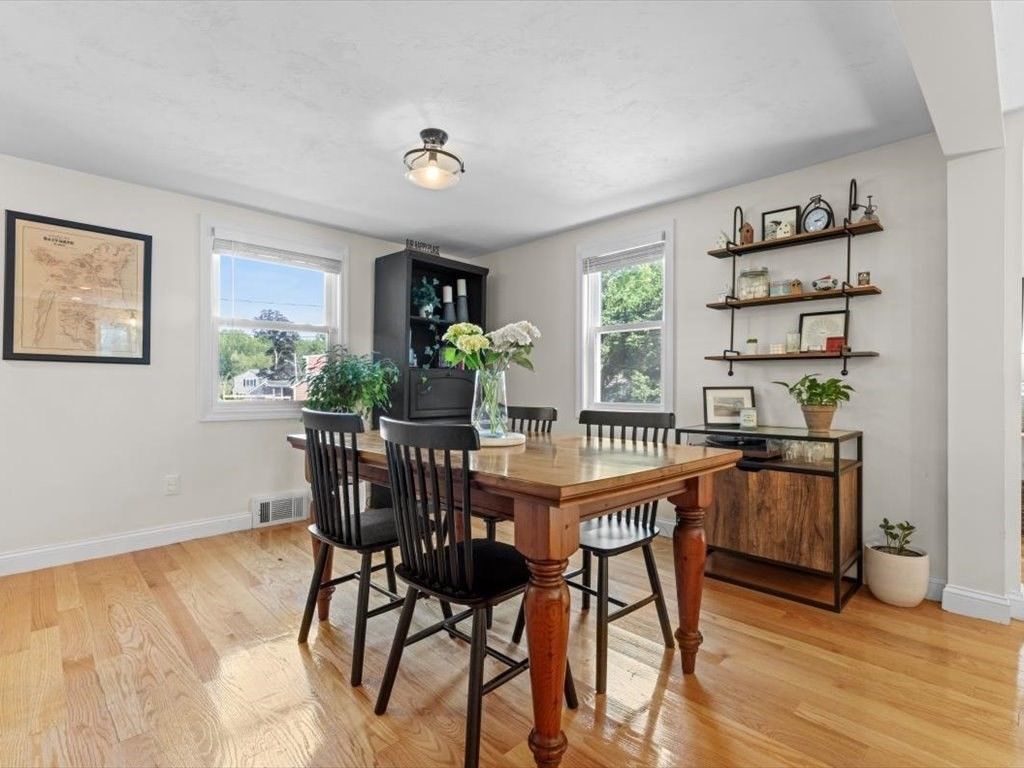 Dining room, Interior, Wood Texture Flooring
