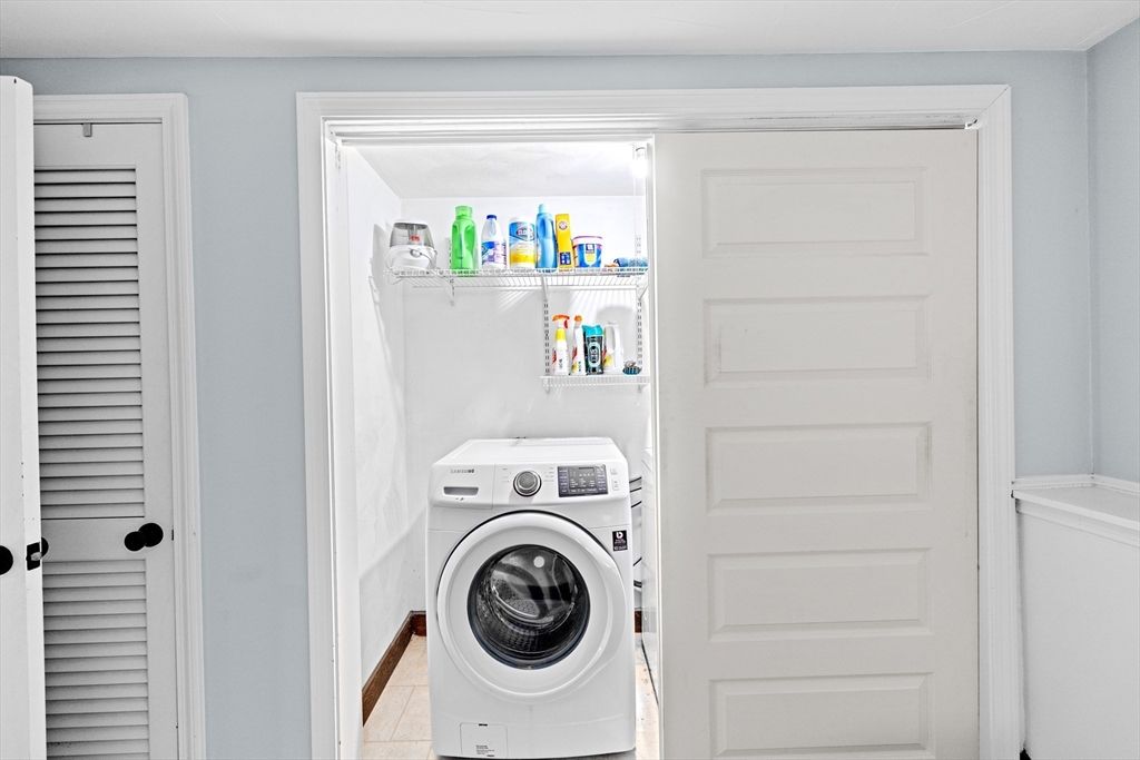 Interior, Utility Closets, Washer