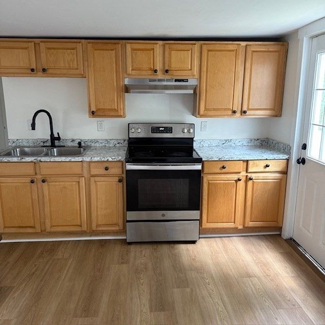 Interior, Kitchen, Wood Texture Flooring
