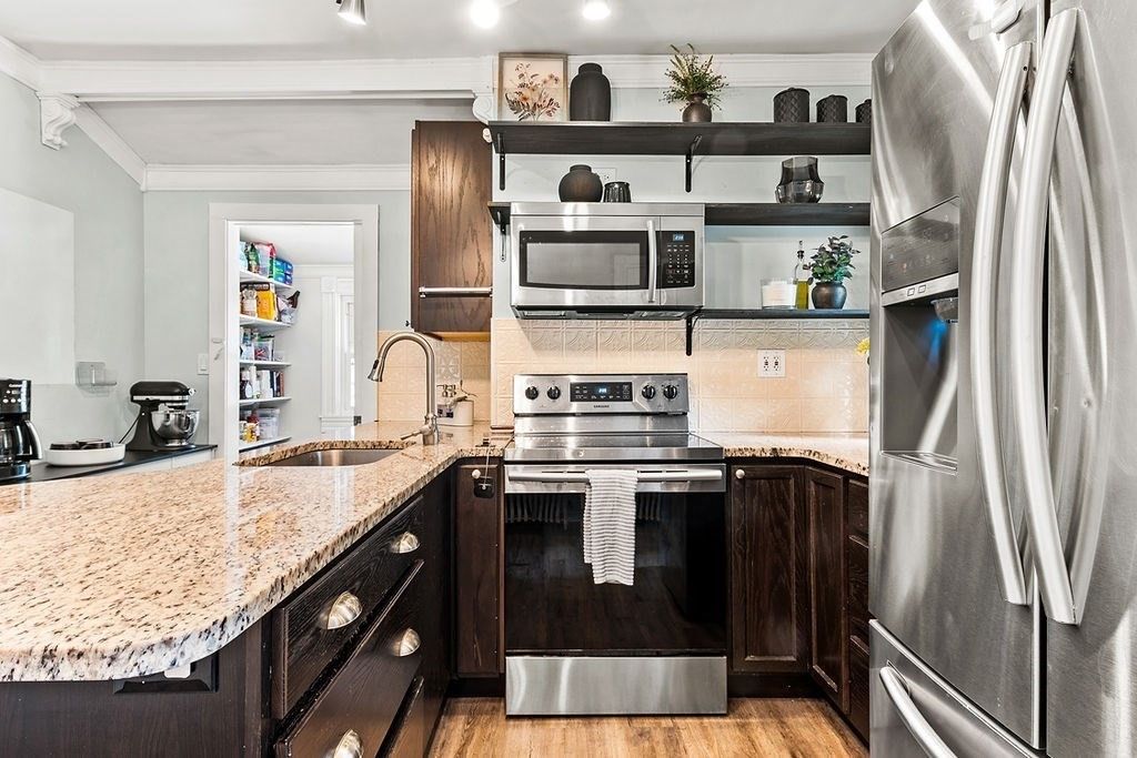Interior, Kitchen, Stainless Steel Appliances, Wood Texture Flooring