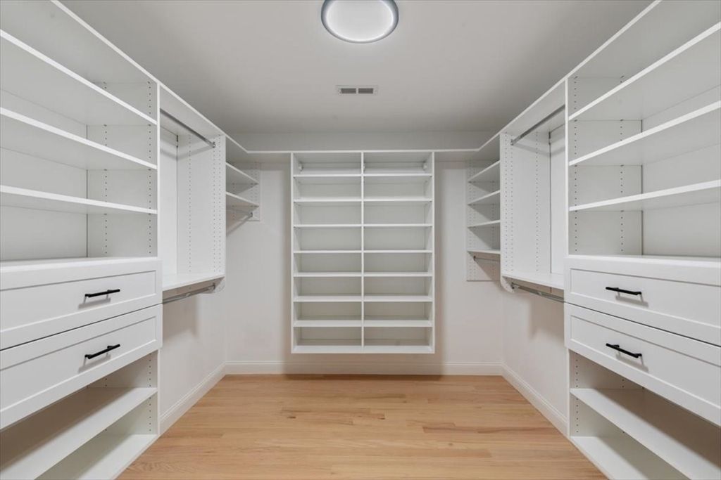 Interior, Recessed Lighting, Walk-in Closets, Wood Texture Flooring