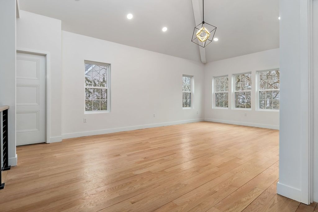 Empty room, Interior, Pendant Lights, Recessed Lighting, Wood Texture Flooring
