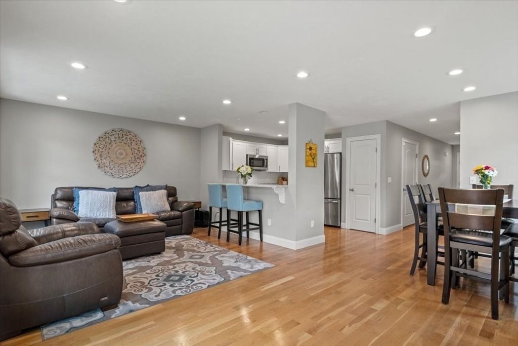 Dining room, Interior, Kitchen, Living room, Recessed Lighting, Wood Texture Flooring