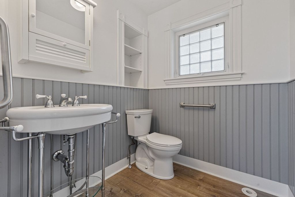 Bathroom, Interior, Wood Texture Flooring
