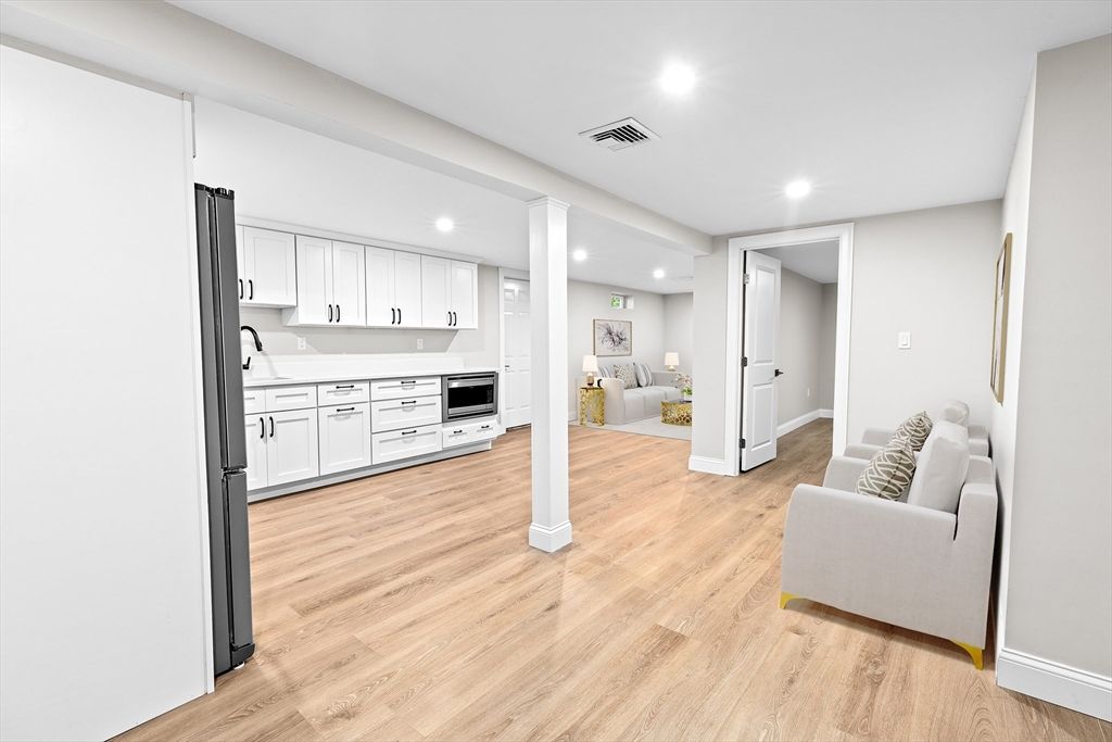 Interior, Kitchen, Living room, Recessed Lighting, Wood Texture Flooring