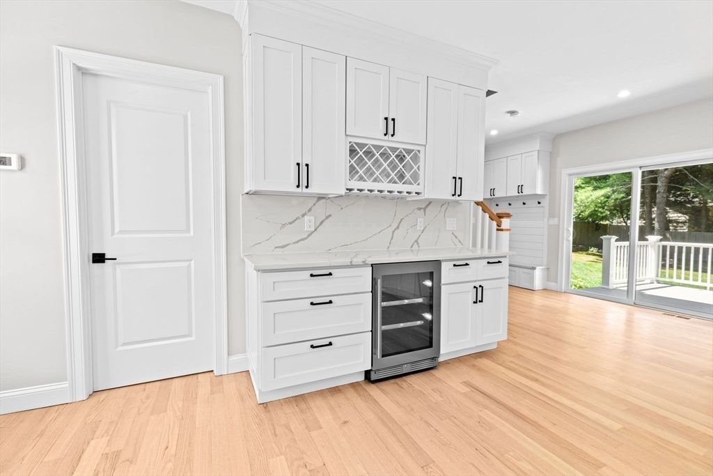Interior, Kitchen, Marble Walls, Recessed Lighting, Wood Texture Flooring