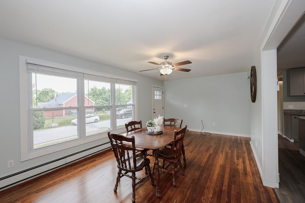 Dining room, Interior, Wood Texture Flooring