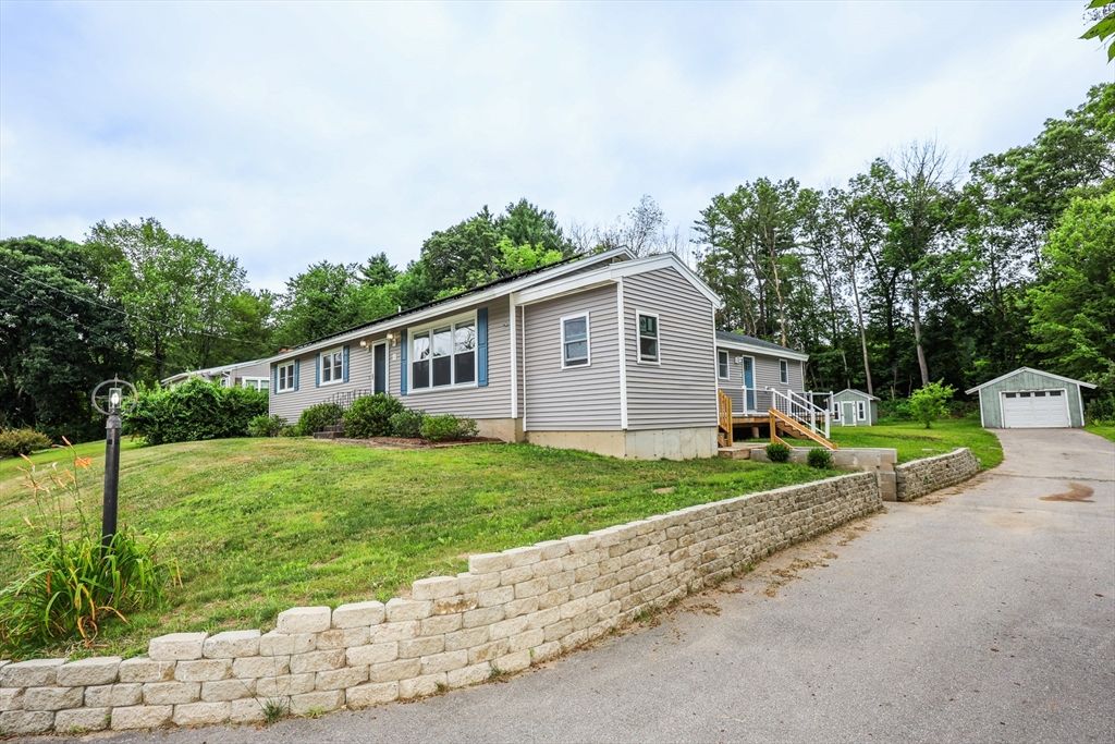 Backyard, Detached Garage, Exterior