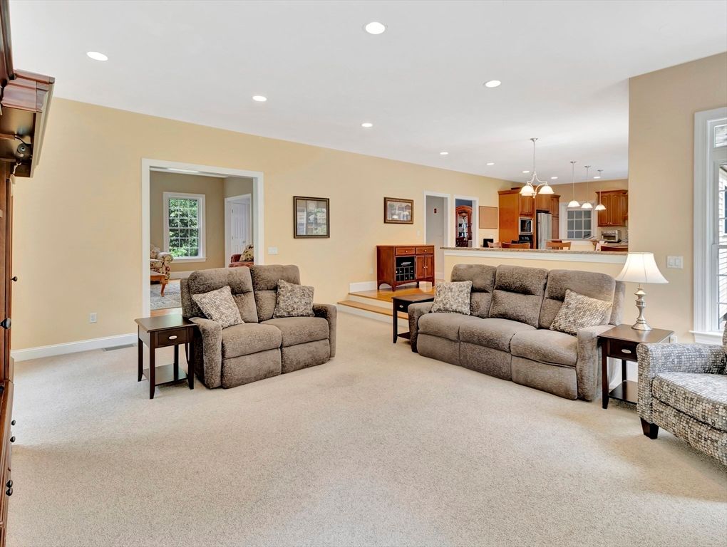 Interior, Kitchen, Living room, Pendant Lights, Recessed Lighting