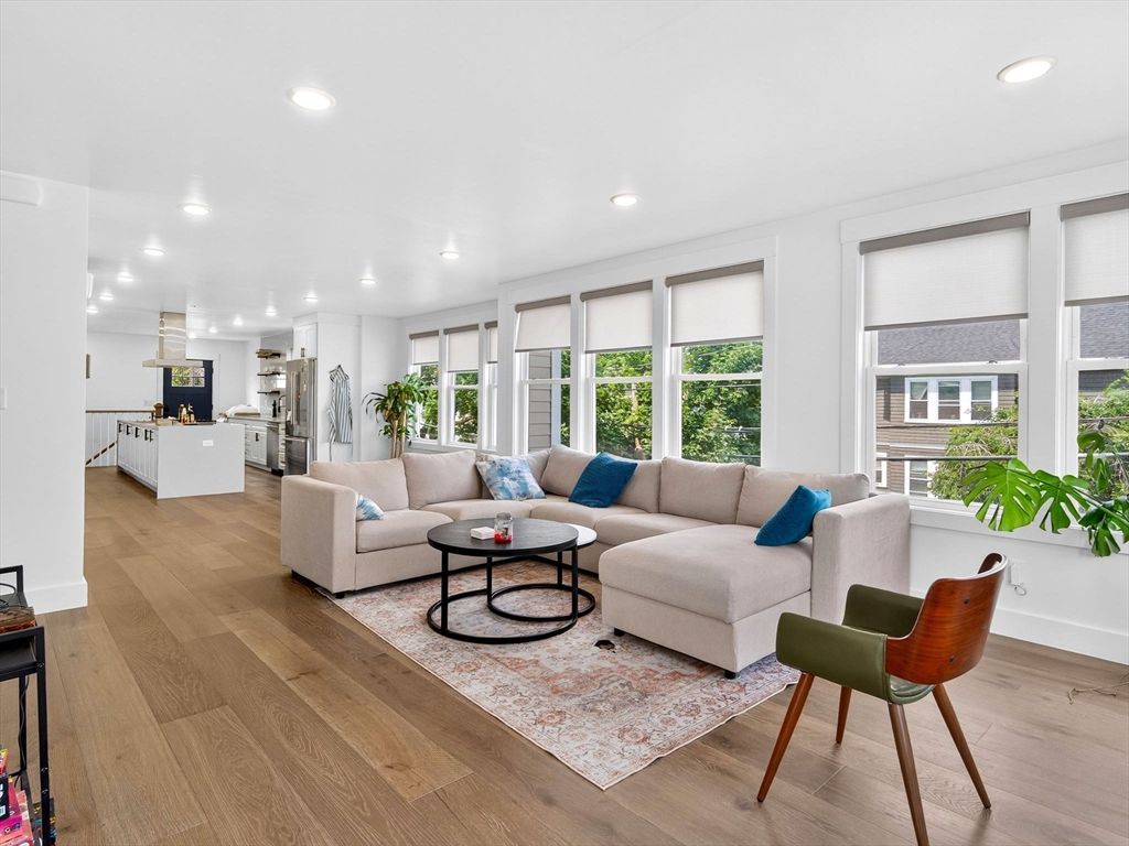 Interior, Kitchen, Living room, Pendant Lights, Recessed Lighting, Stainless Steel Appliances, Wood Texture Flooring