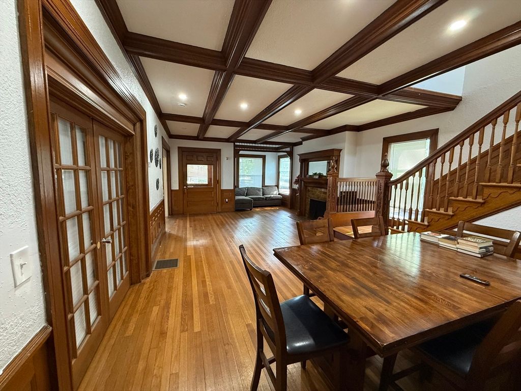 Dining room, Fireplace, Interior, Recessed Lighting, Wooden Beams, Wood Texture Flooring