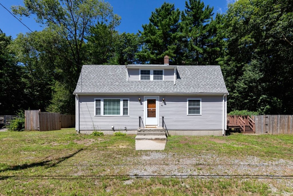 Backyard, Exterior, Facade, Cape Cod