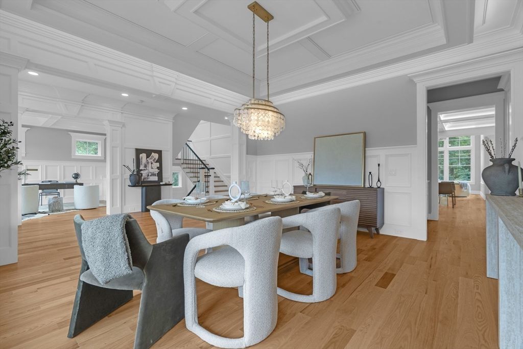 Chandelier, Dining room, Interior, Pendant Lights, Recessed Lighting, Wood Texture Flooring