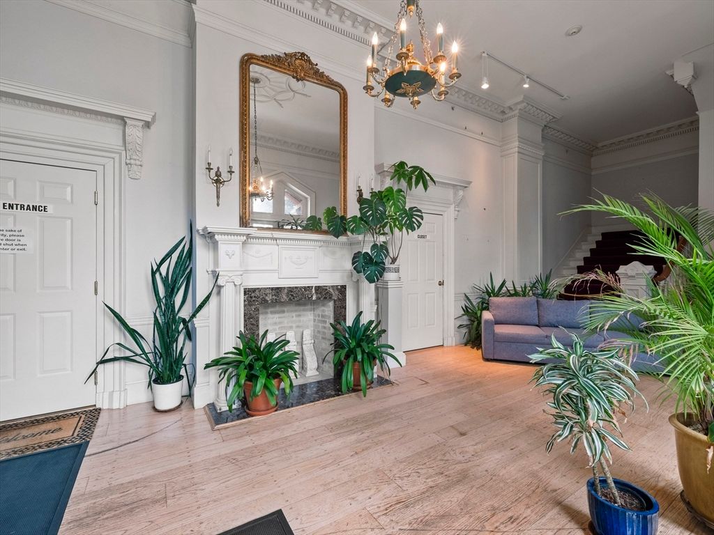 Chandelier, Fireplace, Interior, Recessed Lighting, Wood Texture Flooring