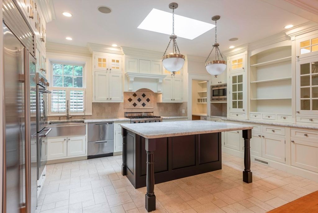 Interior, Kitchen, Pendant Lights, Recessed Lighting, Stainless Steel Appliances