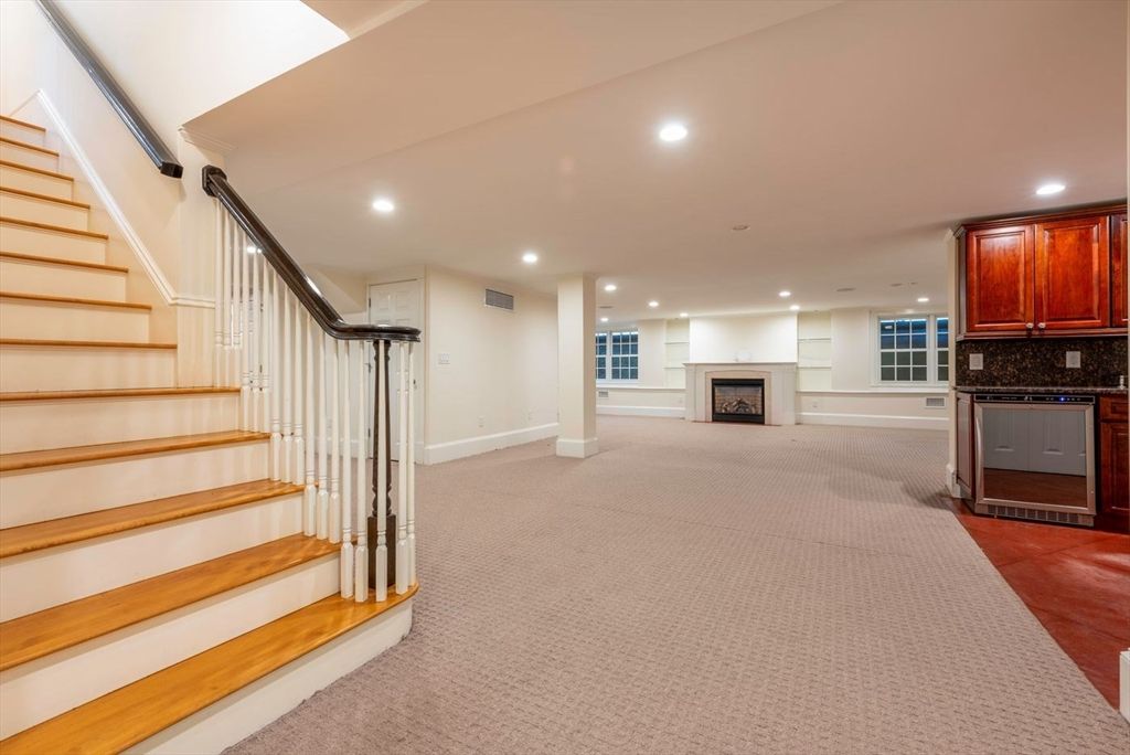 Fireplace, Interior, Recessed Lighting