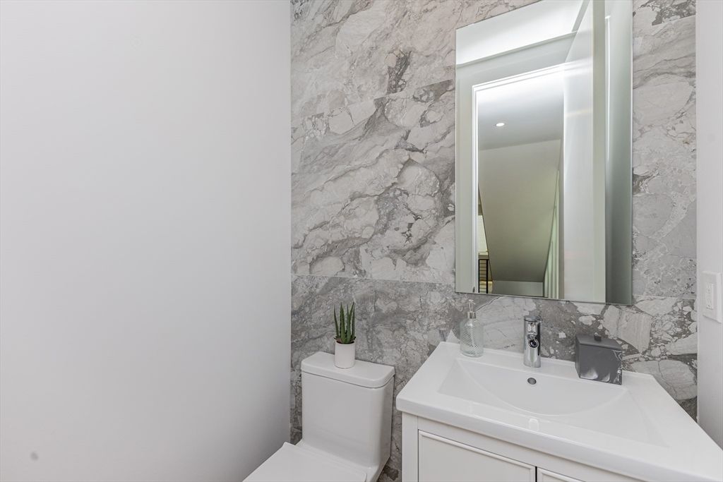 Bathroom, Interior, Marble Walls
