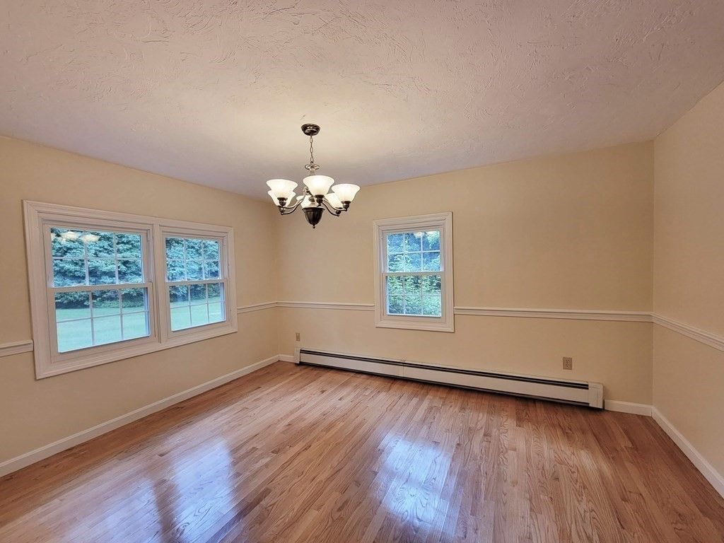 Chandelier, Empty room, Interior, Wood Texture Flooring