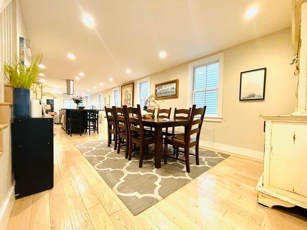 Dining room, Interior, Recessed Lighting, Wood Texture Flooring