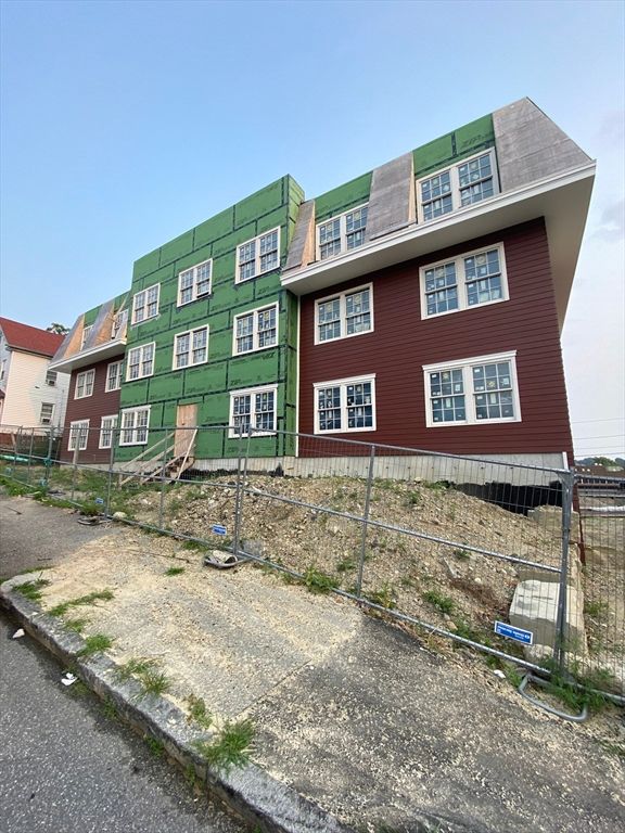 Exterior, Facade, Georgian