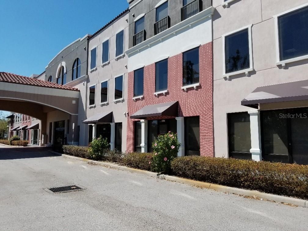 Exterior, Facade, Brick Facade, Rowhouse