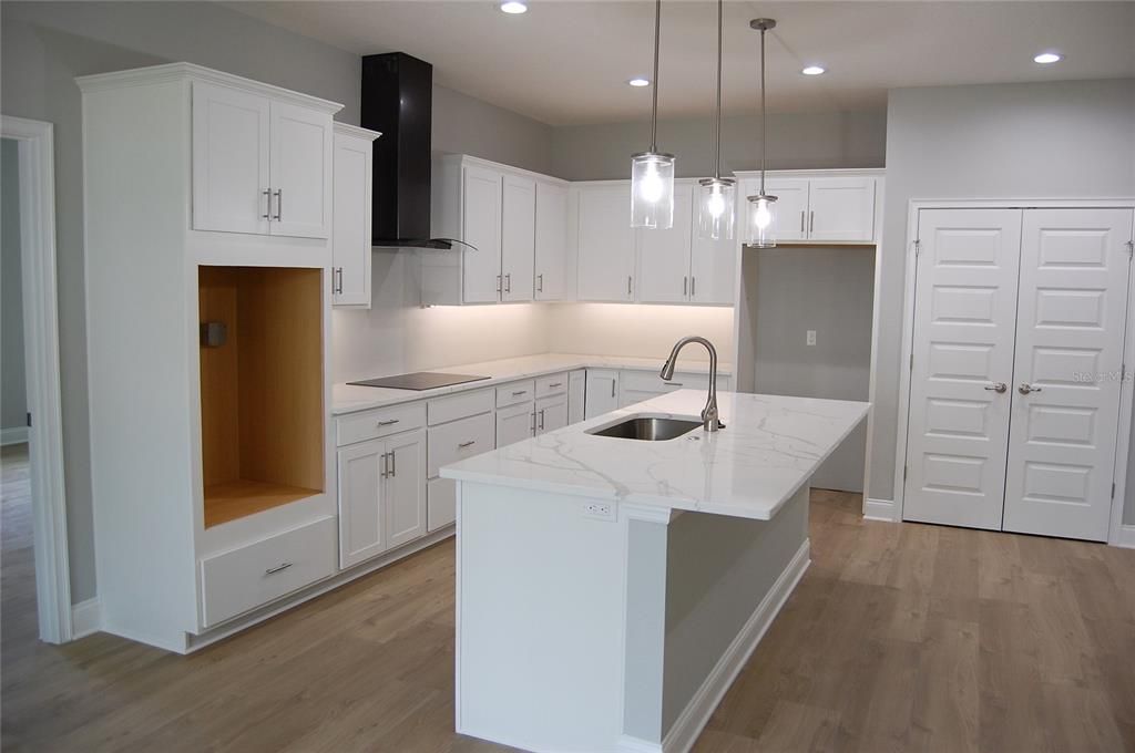 Interior, Kitchen, Pendant Lights, Recessed Lighting, Wood Texture Flooring
