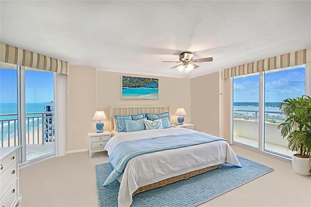 Bedroom, Interior, Water