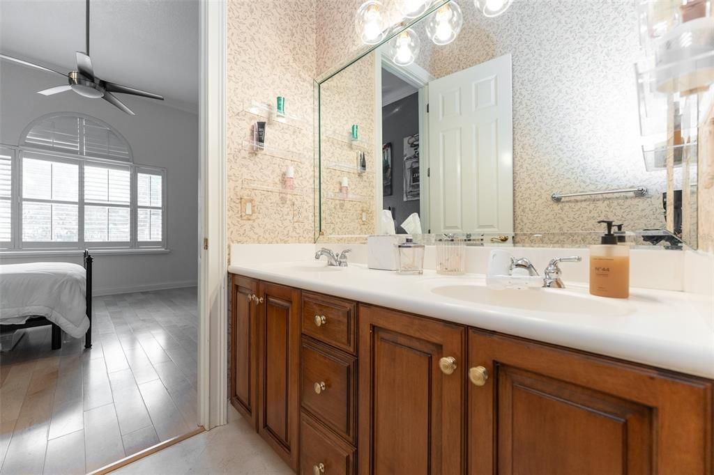 Bathroom, Dual Sink Vanities, Interior, Wood Texture Flooring