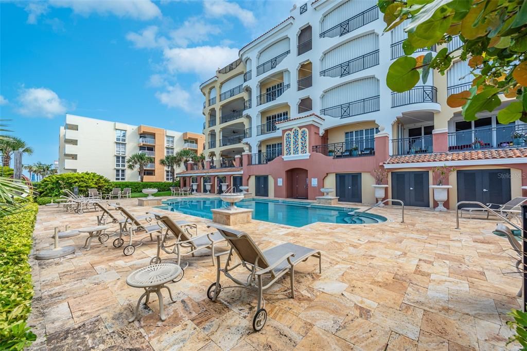 Exterior, Pool