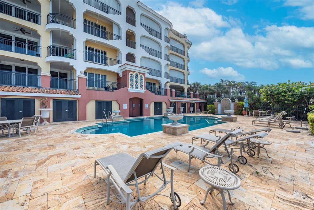 Exterior, Pool