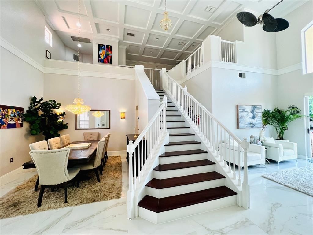 Chandelier, Dining room, Interior, Marble, Pendant Lights